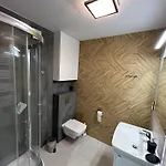 W Sam By Klif - Dwupoziomowy Z Klimatyzacja, Balkonem I Widokiem Na Apartman *