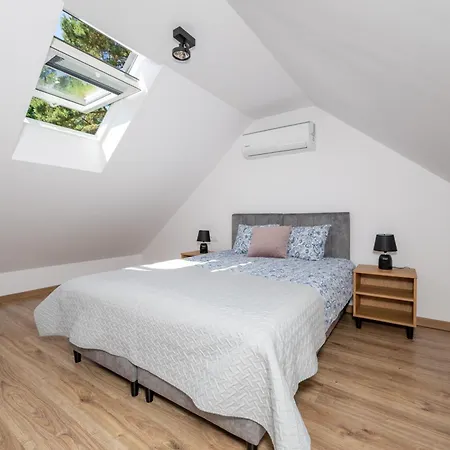 Apartman W Sam By Klif - Dwupoziomowy Z Klimatyzacja, Balkonem I Widokiem Na *