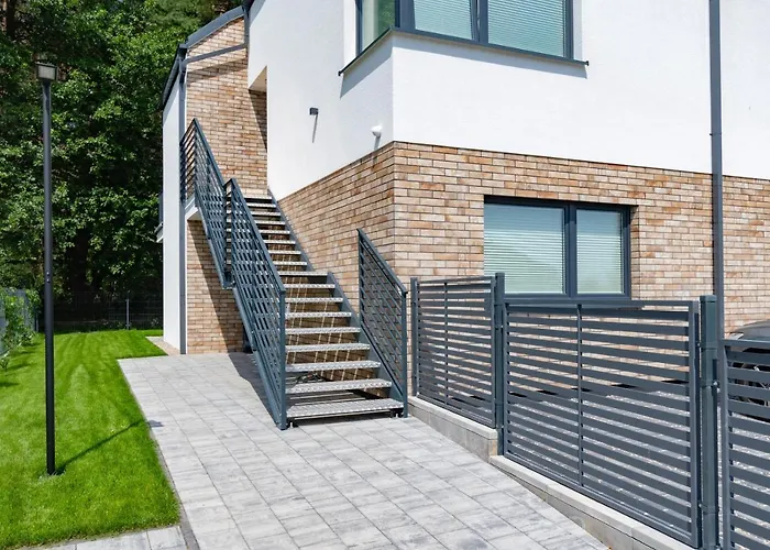 W Sam By Klif - Dwupoziomy Z Klimatyzacja, Balkonem I Widokiem Na Ustka